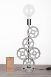 Дизайнерские Настольные лампы — незаменимые атрибуты на столе в рабоче